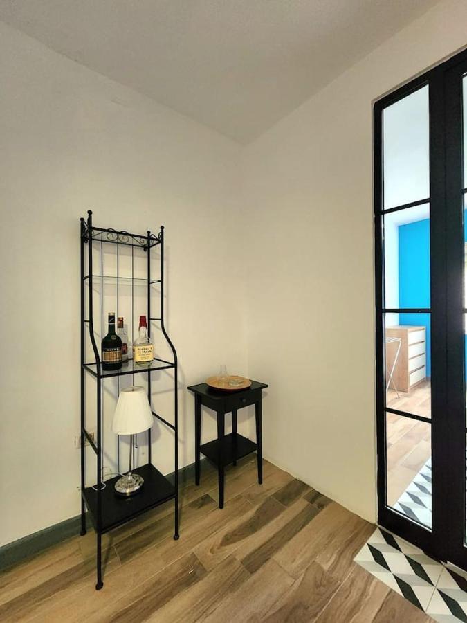 Turqoise Flat In City Center With 24H Self Check In ティラナ エクステリア 写真
